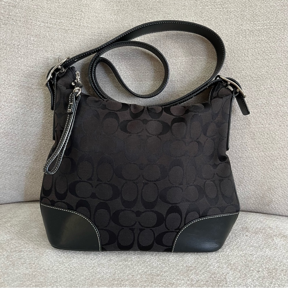 VTG Coach Black Canvas Signature Monogram Crossbody Bag White Stitching K2K-6347 - Picture 1 of 15